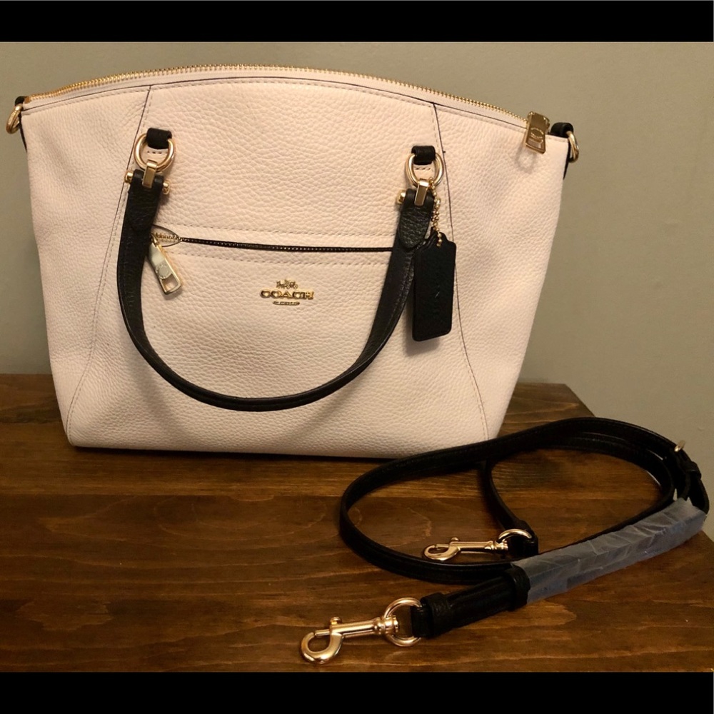 **NWT** AUTHENTIC Small Coach bag